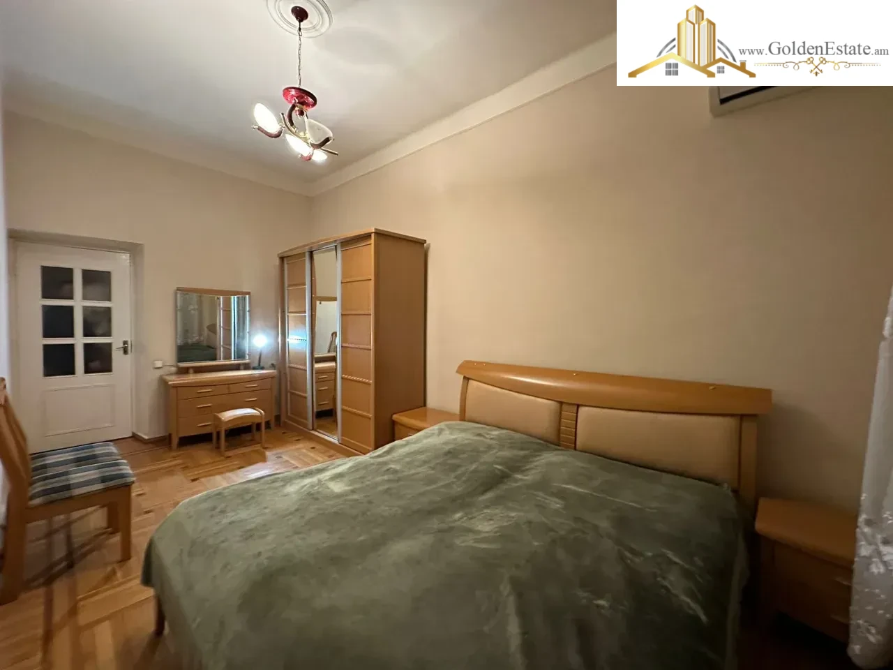 2 սենյականոց բնակարան Կիևյան փողոցում Արաբկիրում, 70 քմ, նախավերջին հարկ, բարձր առաստաղներ