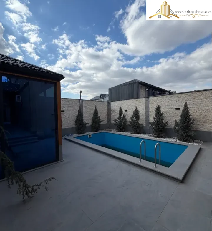 Երկու հարկանի քարե տուն, Զովունի գյուղ Դավթաշենում, 100 քմ, 300 քմ հողի վրա, 2 սանհանգույց