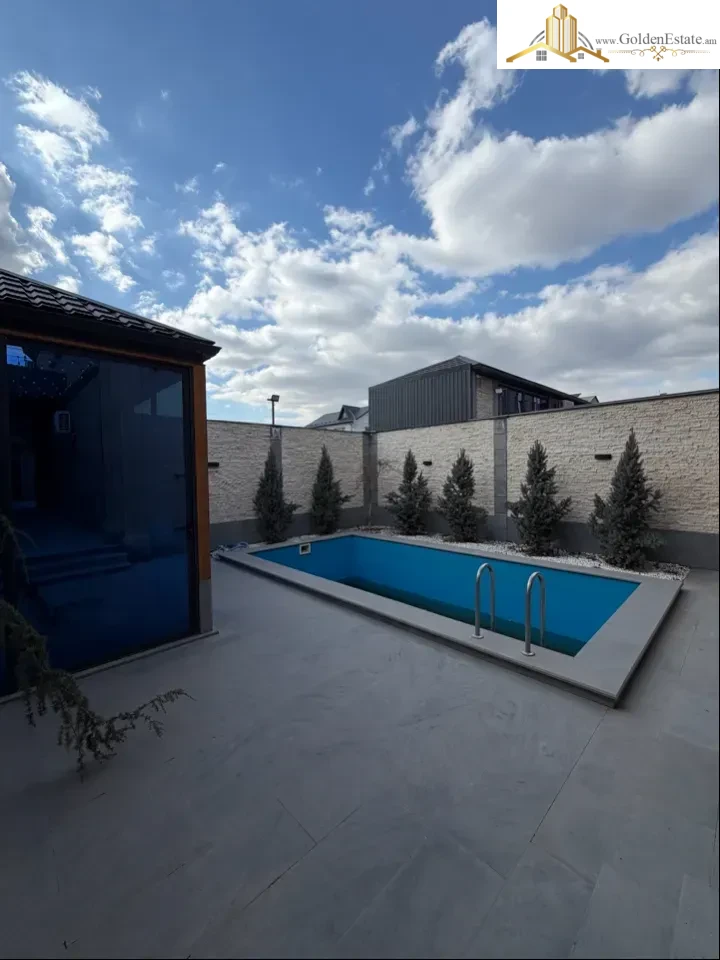 Երկու հարկանի քարե տուն, Զովունի գյուղ Դավթաշենում, 100 քմ, 300 քմ հողի վրա, 2 սանհանգույց