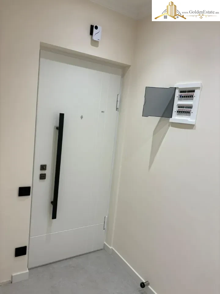 3 սենյականոց բնակարան Մոլդովական փողոցում Նոր Նորքում, 99 քմ, 2/5 հարկ, 2 սանհանգույց