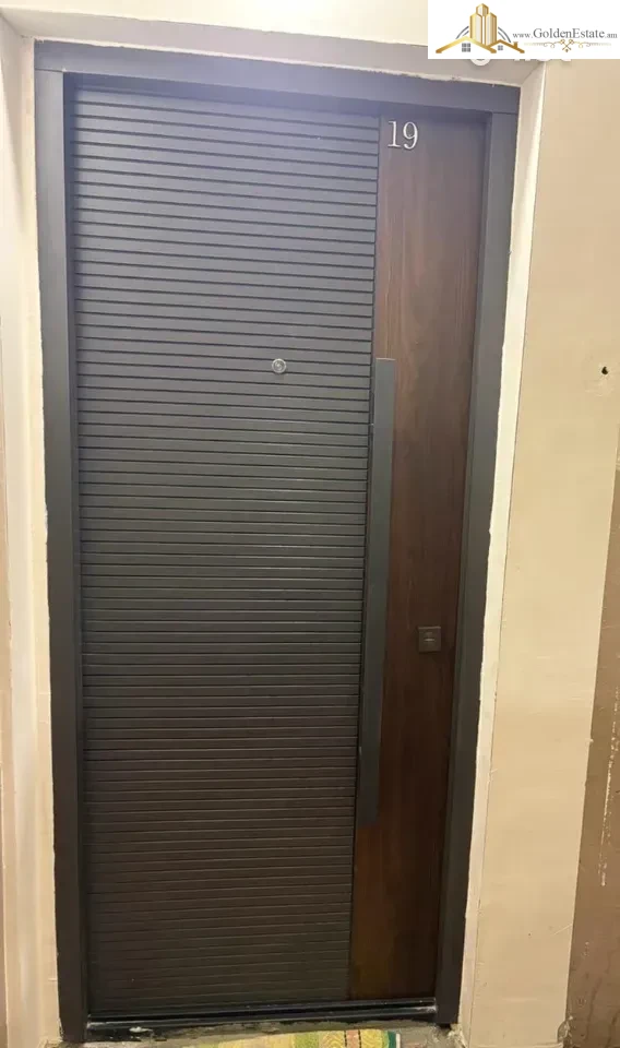 3 սենյականոց բնակարան Մոլդովական փողոցում Նոր Նորքում, 99 քմ, 2/5 հարկ, 2 սանհանգույց