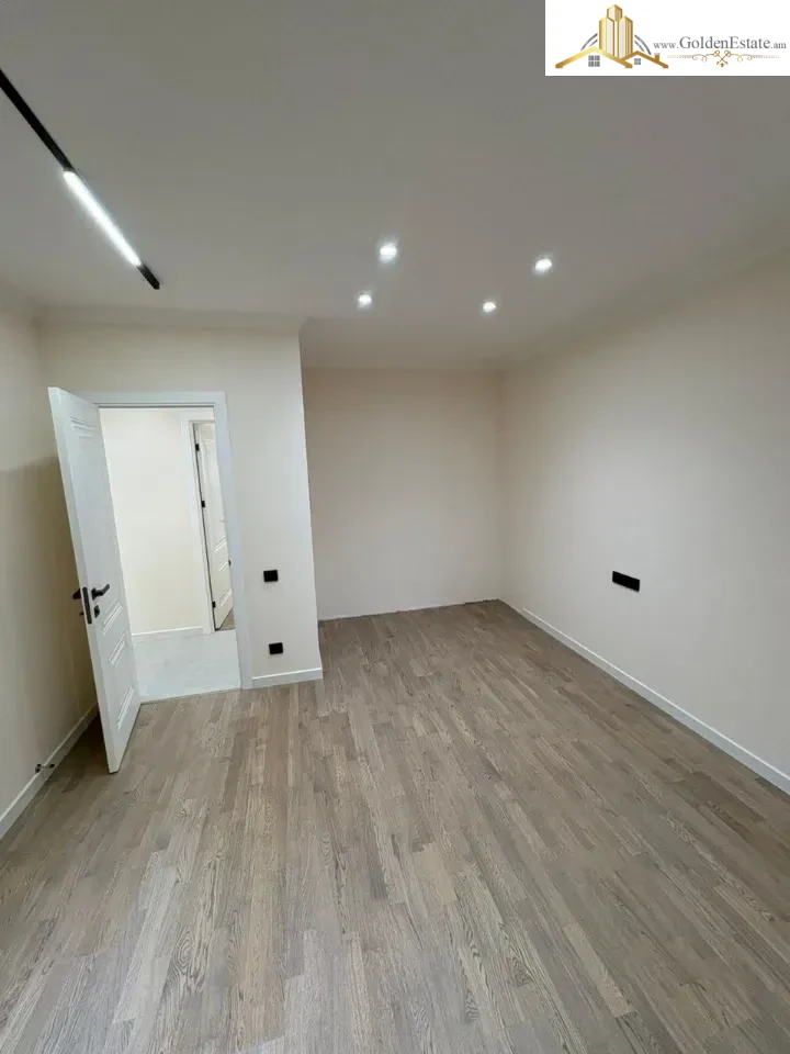 3 սենյականոց բնակարան Մոլդովական փողոցում Նոր Նորքում, 99 քմ, 2/5 հարկ, 2 սանհանգույց