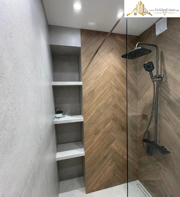 3 սենյականոց բնակարան Մոլդովական փողոցում Նոր Նորքում, 99 քմ, 2/5 հարկ, 2 սանհանգույց