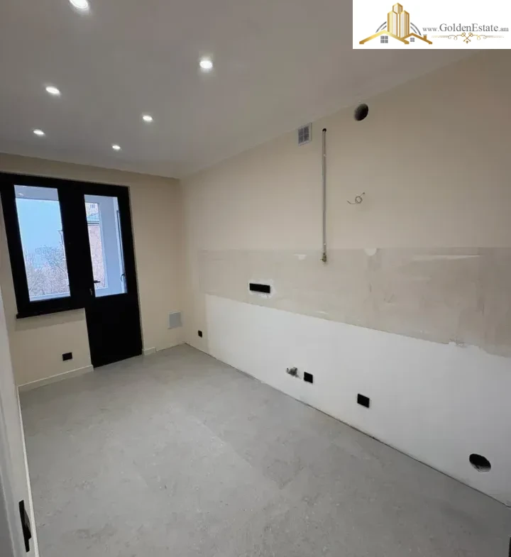 3 սենյականոց բնակարան Մոլդովական փողոցում Նոր Նորքում, 99 քմ, 2/5 հարկ, 2 սանհանգույց