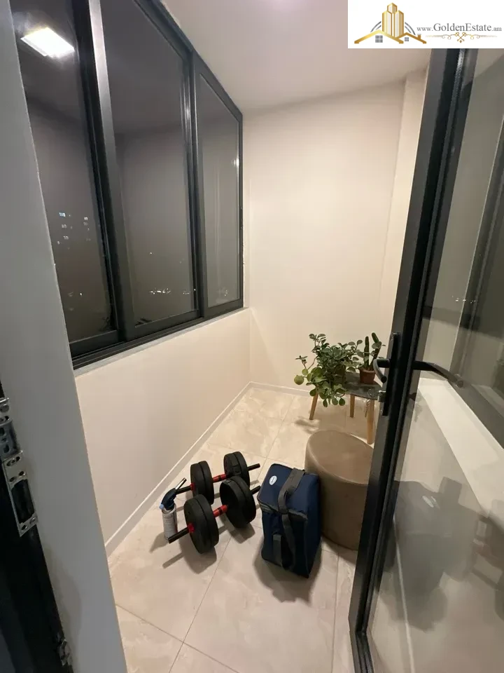 3 սենյականոց բնակարան Դավթաշեն 1-ին թաղամասում Դավթաշենում, 55 քմ, 5/9 հարկ, բարձր առաստաղներ