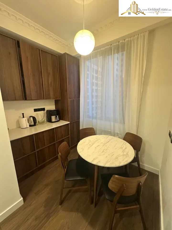 3 սենյականոց բնակարան նորակառույց շենքում Մամիկոնյանց փողոցում Արաբկիրում, 98 քմ, 8/12 հարկ