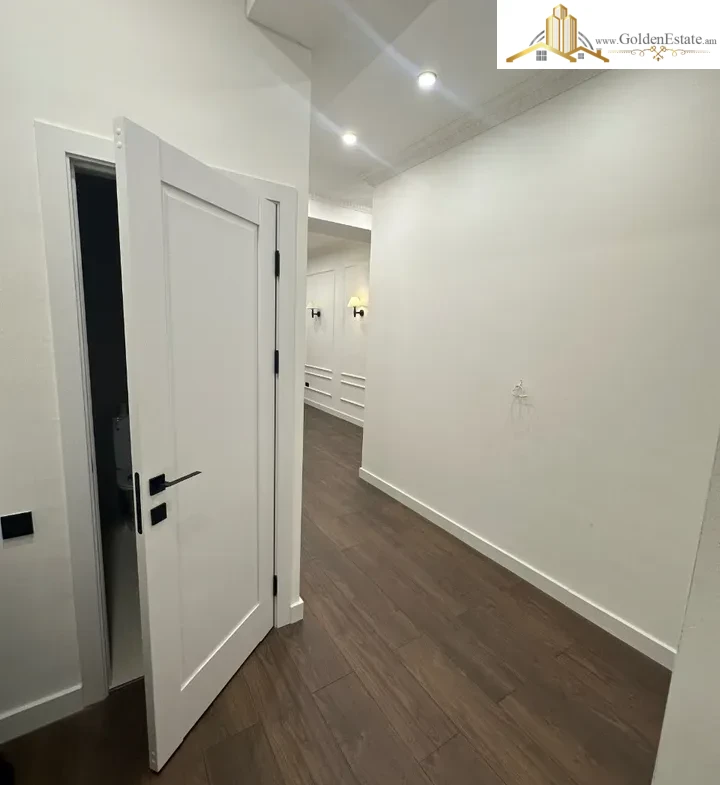 3 սենյականոց բնակարան նորակառույց շենքում Մամիկոնյանց փողոցում Արաբկիրում, 98 քմ, 8/12 հարկ