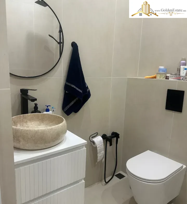 3 սենյականոց բնակարան նորակառույց շենքում Մամիկոնյանց փողոցում Արաբկիրում, 98 քմ, 8/12 հարկ