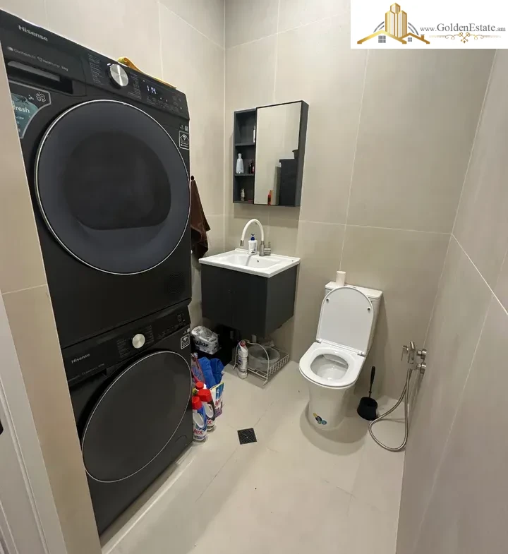 3 սենյականոց բնակարան նորակառույց շենքում Մամիկոնյանց փողոցում Արաբկիրում, 98 քմ, 8/12 հարկ