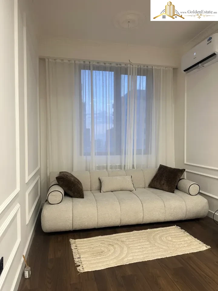 3 սենյականոց բնակարան նորակառույց շենքում Մամիկոնյանց փողոցում Արաբկիրում, 98 քմ, 8/12 հարկ