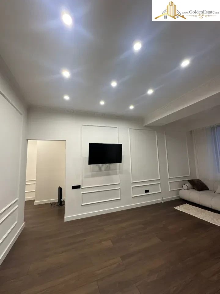 3 սենյականոց բնակարան նորակառույց շենքում Մամիկոնյանց փողոցում Արաբկիրում, 98 քմ, 8/12 հարկ