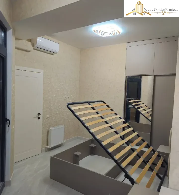 3 սենյականոց բնակարան նորակառույց շենքում Գրիբոյեդովի փողոցում Արաբկիրում, 70 քմ, 9/14 հարկ