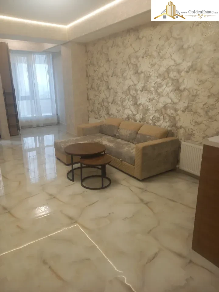 3 սենյականոց բնակարան նորակառույց շենքում Գրիբոյեդովի փողոցում Արաբկիրում, 70 քմ, 9/14 հարկ