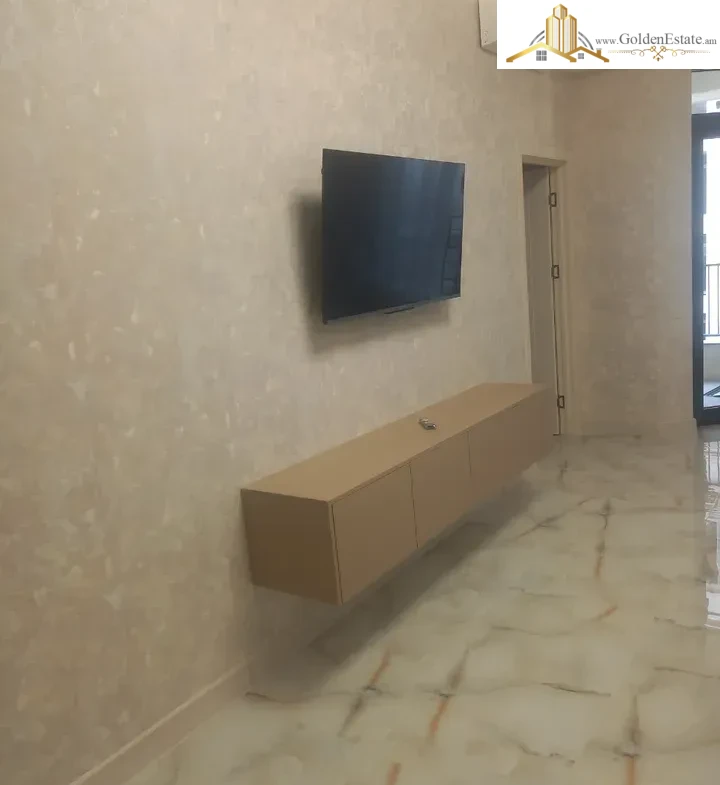 3 սենյականոց բնակարան նորակառույց շենքում Գրիբոյեդովի փողոցում Արաբկիրում, 70 քմ, 9/14 հարկ