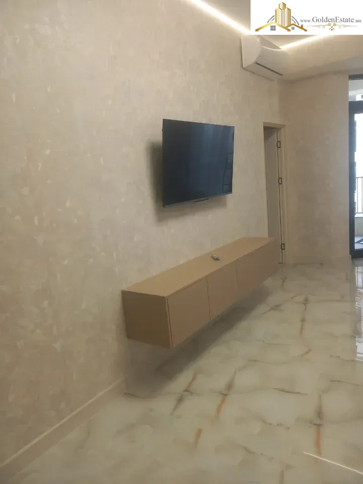 3 սենյականոց բնակարան նորակառույց շենքում Գրիբոյեդովի փողոցում Արաբկիրում, 70 քմ, 9/14 հարկ