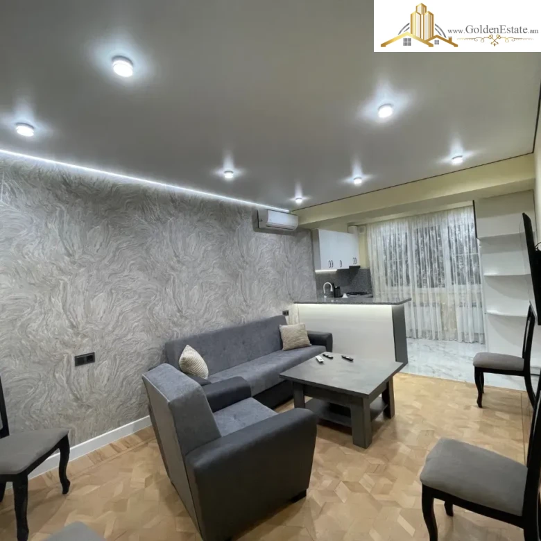 3 սենյականոց բնակարան Միքայել Չայլախյան փողոցում կենտրոնում, 67 քմ, 3/10 հարկ, բարձր առաստաղներ