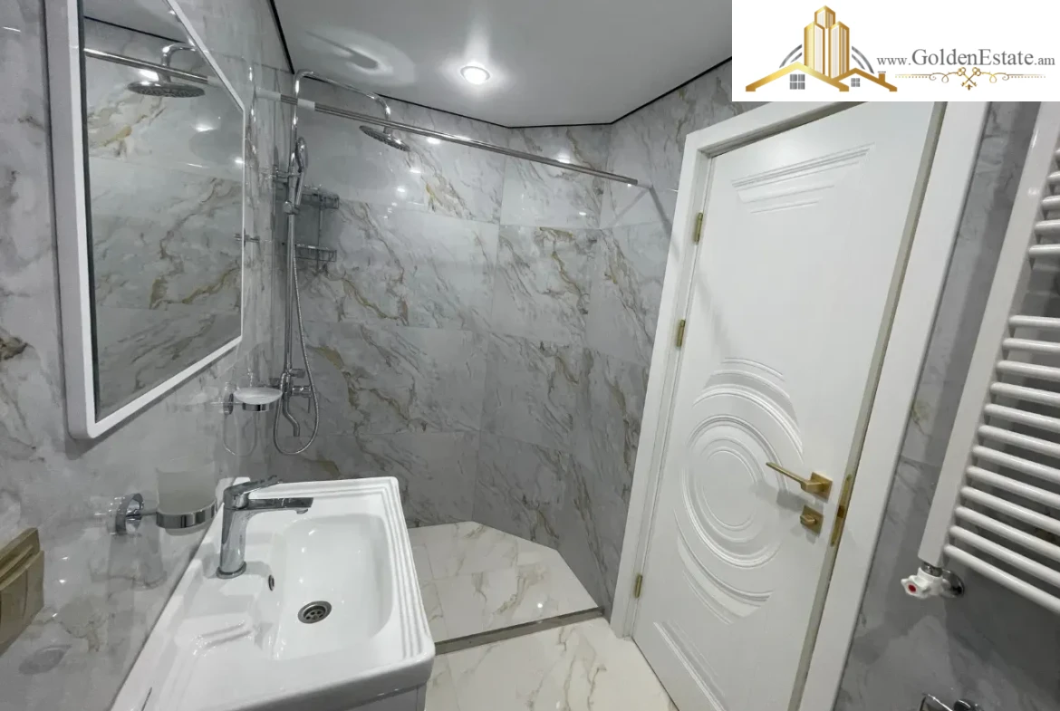 3 սենյականոց բնակարան Միքայել Չայլախյան փողոցում կենտրոնում, 67 քմ, 3/10 հարկ, բարձր առաստաղներ