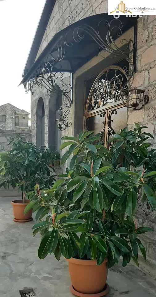 Մեկ հարկանի քարե տուն Մուշ թաղամասում Մալաթիա-Սեբաստիայում, 105 քմ, 360 քմ հողի վրա