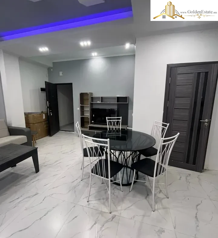 3 սենյականոց բնակարան նորակառույց շենքում Մուրացանի փողոցում Էրեբունիում, 63 քմ, նախավերջին հարկ