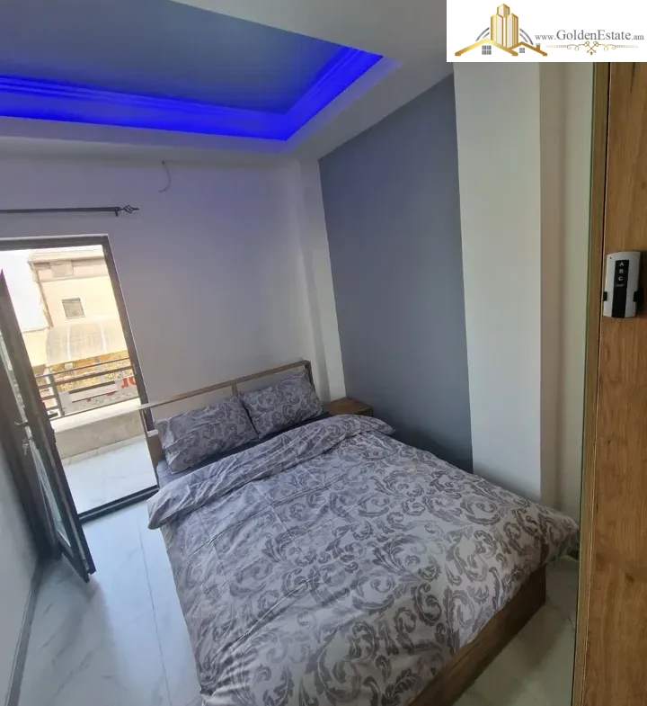 3 սենյականոց բնակարան նորակառույց շենքում Մուրացանի փողոցում Էրեբունիում, 63 քմ, նախավերջին հարկ