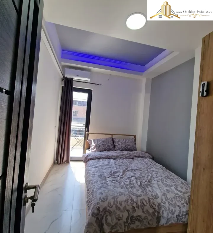 3 սենյականոց բնակարան նորակառույց շենքում Մուրացանի փողոցում Էրեբունիում, 63 քմ, նախավերջին հարկ