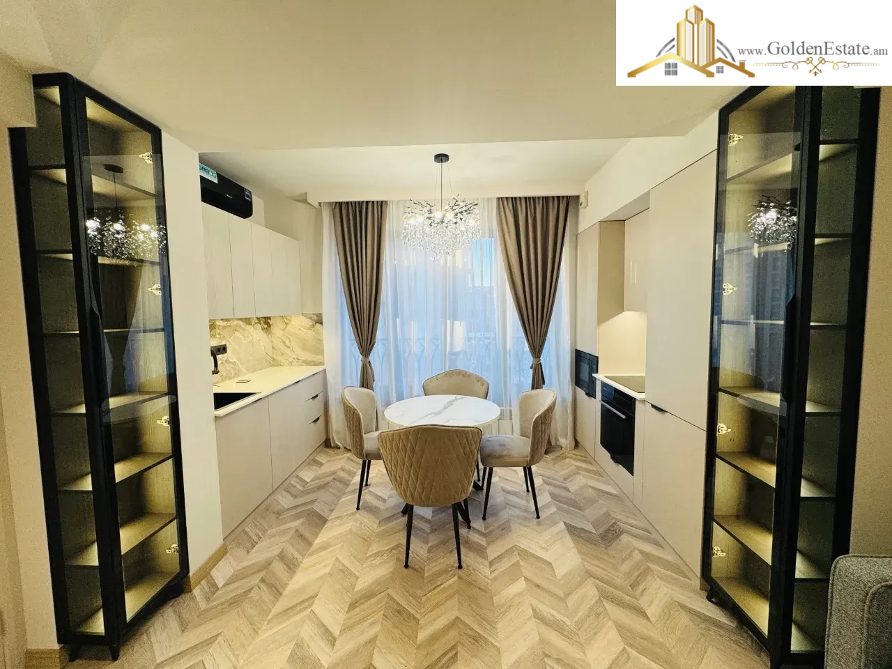 2 սենյականոց բնակարան նորակառույց շենքում Օրբելի եղբայրների փողոցում կենտրոնում, 42 քմ, 4/8 հարկ