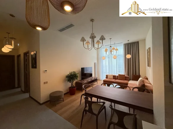 3 սենյականոց բնակարան նորակառույց շենքում Ռոստոմի փողոցում կենտրոնում, 76 քմ, բարձր առաստաղներ