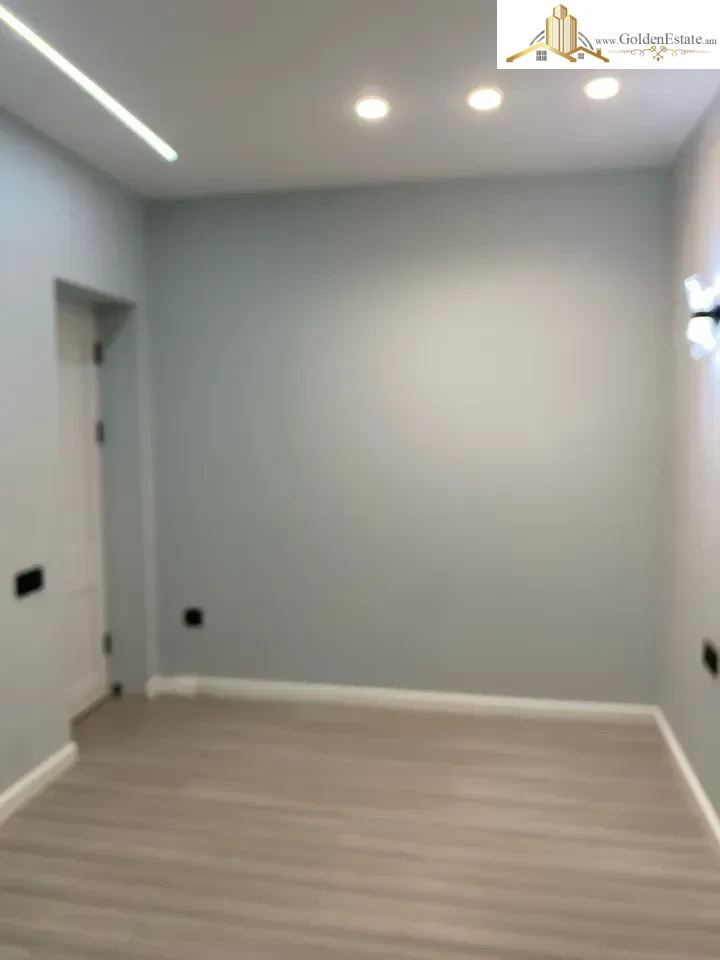 2 սենյականոց բնակարան Զաքարիա Քանաքեռցու փողոցի 6-րդ նրբանցքում Քանաքեռ-Զեյթունում, 36 քմ