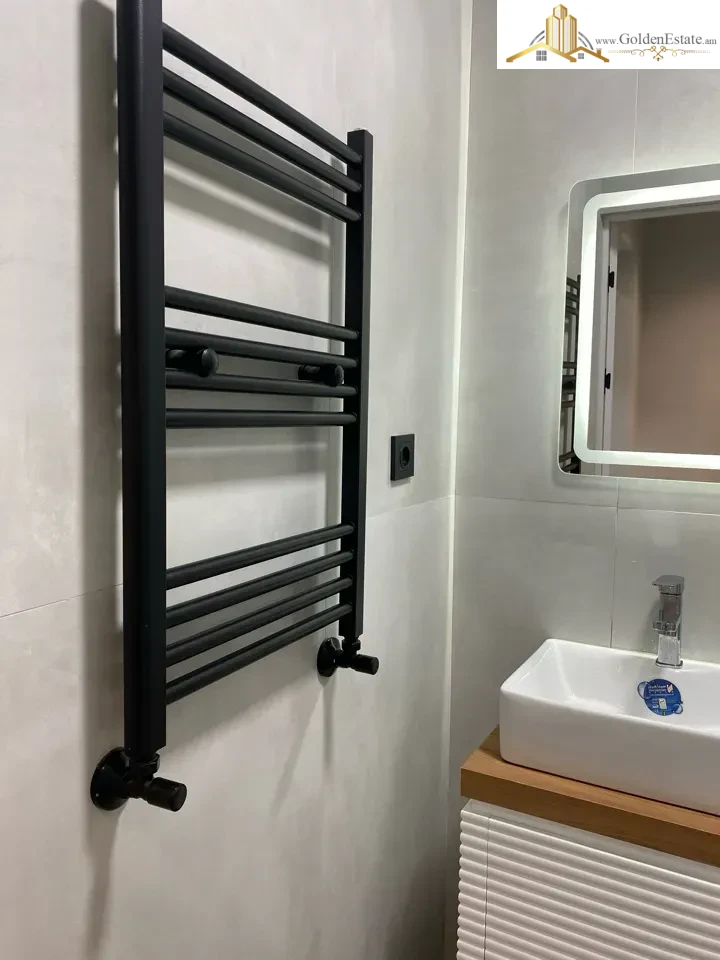 2 սենյականոց բնակարան Զաքարիա Քանաքեռցու փողոցի 6-րդ նրբանցքում Քանաքեռ-Զեյթունում, 36 քմ