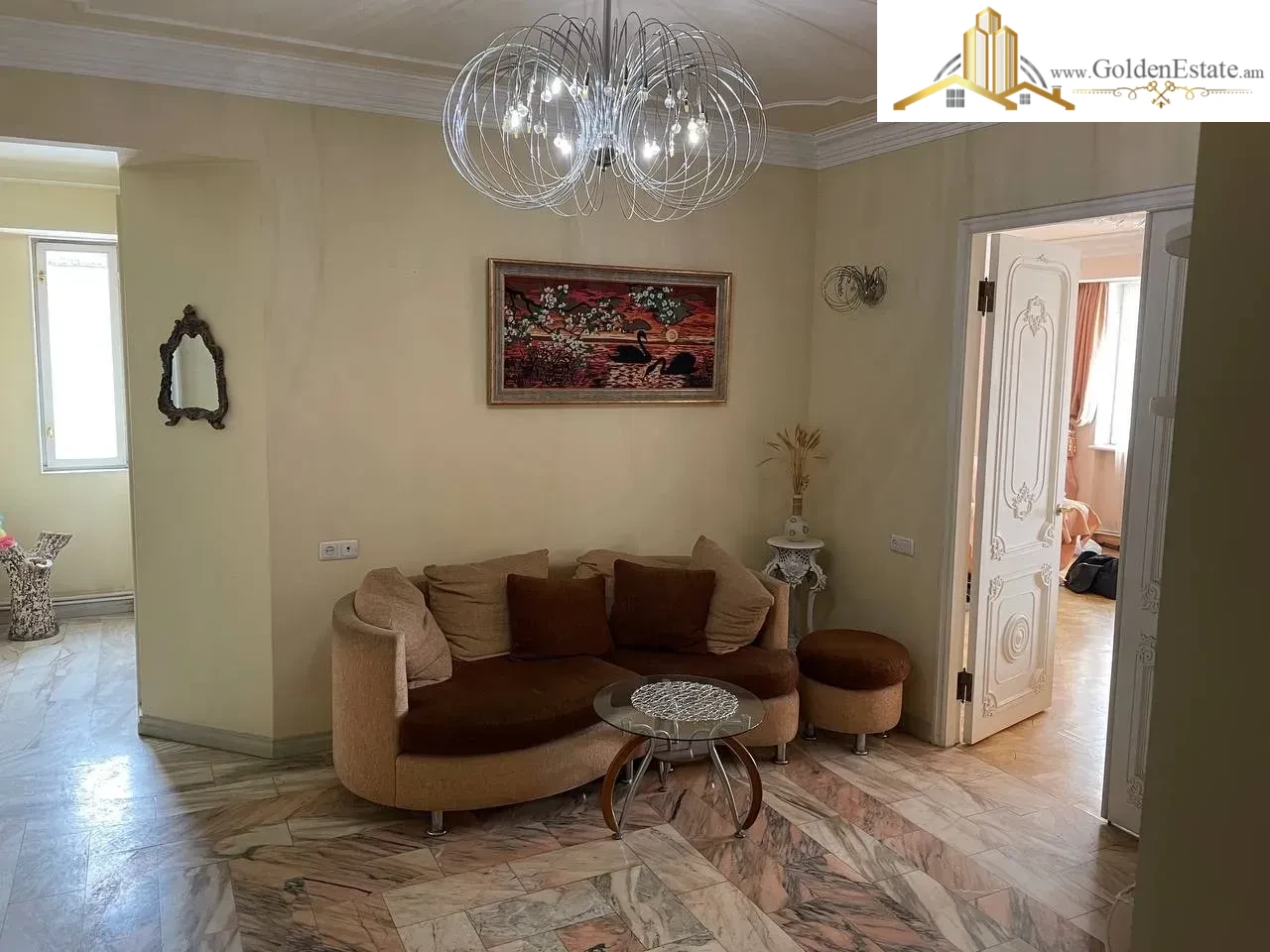 3 սենյականոց բնակարան Օրբելի եղբայրների փողոցում կենտրոնում, 81 քմ, 5/10 հարկ, 2 սանհանգույց