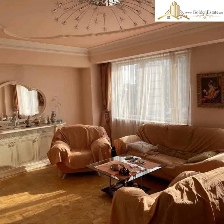 3 սենյականոց բնակարան Օրբելի եղբայրների փողոցում կենտրոնում, 81 քմ, 5/10 հարկ, 2 սանհանգույց