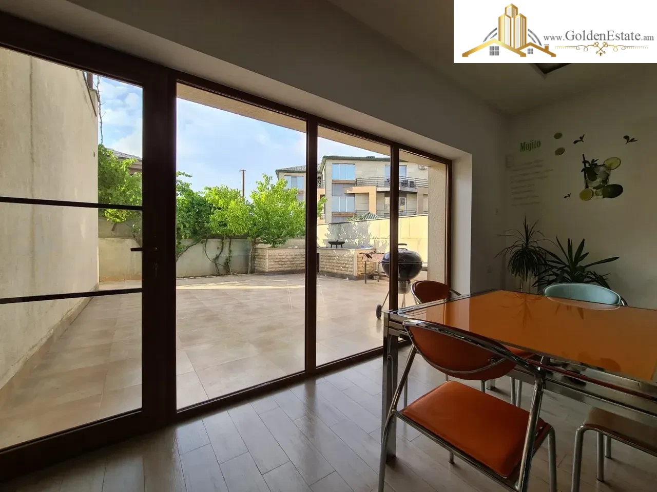 Երկու հարկանի քարե տուն Բագրևանդի փողոցում Նոր Նորքում, 320 քմ, 600 քմ հողի վրա, 3+ սանհանգույց