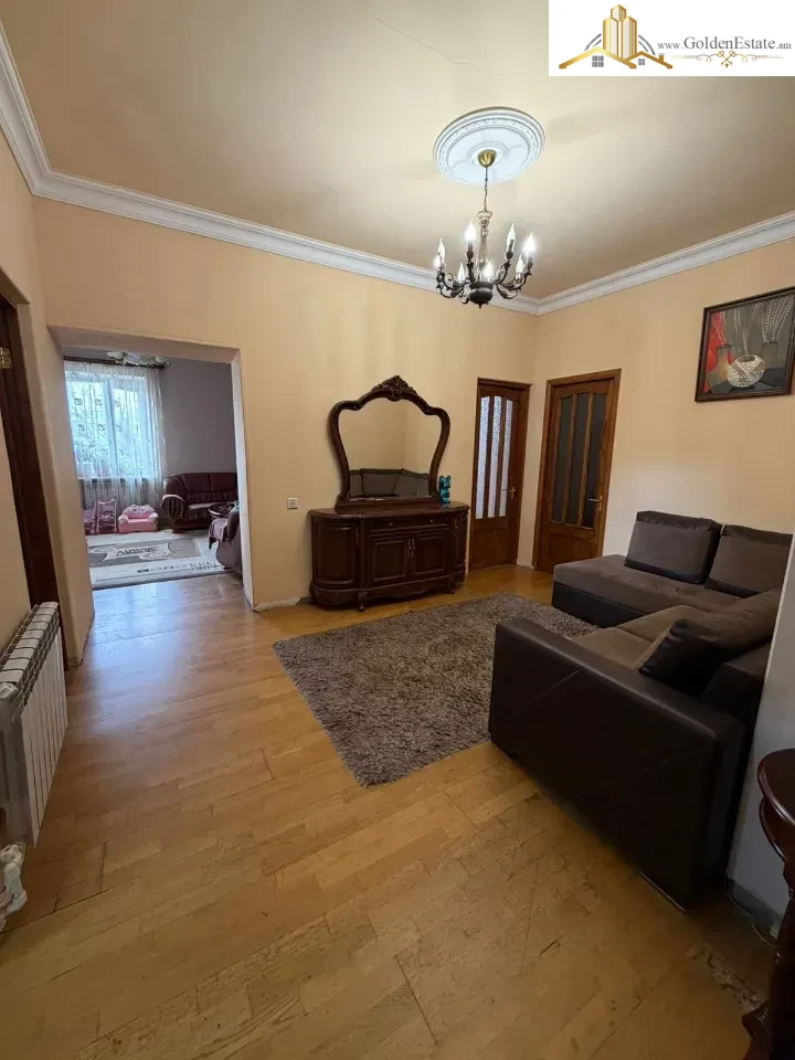 Երկու հարկանի քարե տուն Թերլեմեզյանի փողոցում Աջափնյակում, 217 քմ, 485 քմ հողի վրա, 2 սանհանգույց