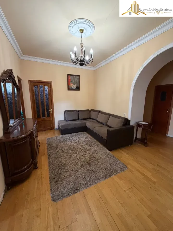 Երկու հարկանի քարե տուն Թերլեմեզյանի փողոցում Աջափնյակում, 217 քմ, 485 քմ հողի վրա, 2 սանհանգույց