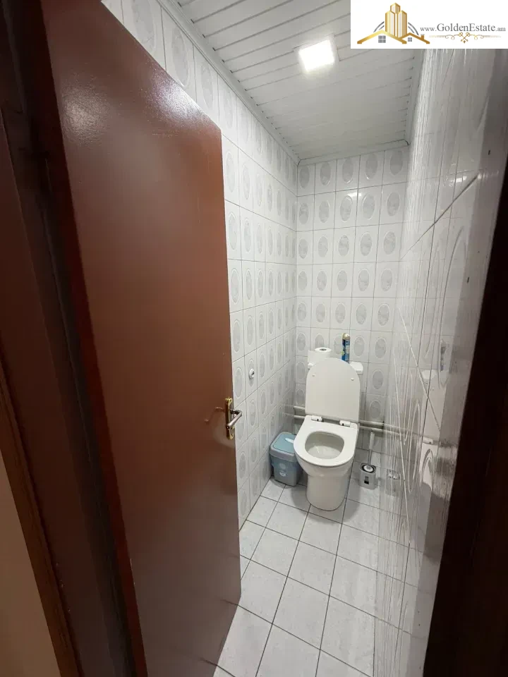 Երկու հարկանի քարե տուն Թերլեմեզյանի փողոցում Աջափնյակում, 217 քմ, 485 քմ հողի վրա, 2 սանհանգույց