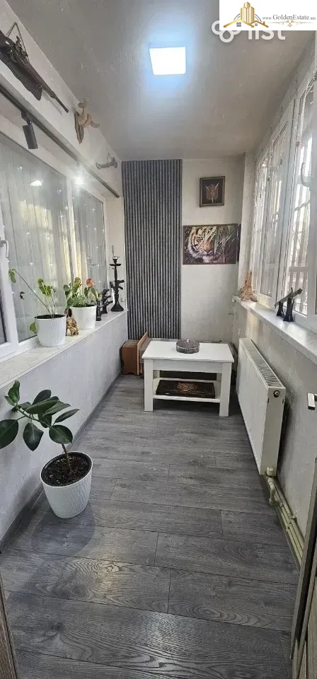 4 սենյականոց բնակարան Զաքարիա Քանաքեռցու փողոցում Քանաքեռ-Զեյթունում, 79 քմ, 1/5 հարկ, քարե շենք