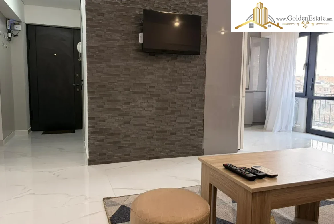 3 սենյականոց բնակարան Կոմիտասի պողոտայում Արաբկիրում, 77 քմ, նախավերջին հարկ, քարե շենք