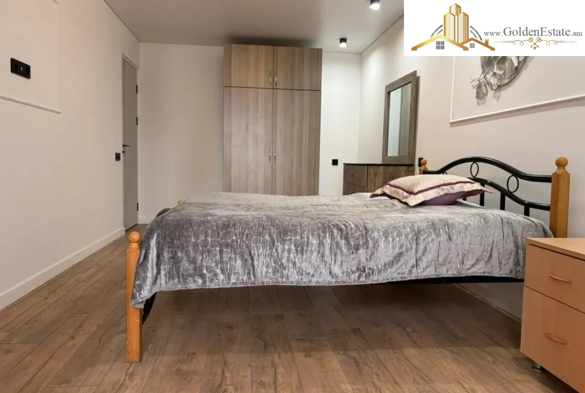 3 սենյականոց բնակարան Կոմիտասի պողոտայում Արաբկիրում, 77 քմ, նախավերջին հարկ, քարե շենք