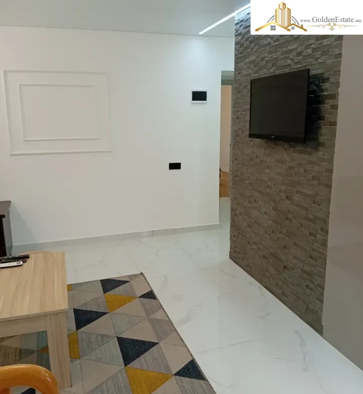 3 սենյականոց բնակարան Կոմիտասի պողոտայում Արաբկիրում, 77 քմ, նախավերջին հարկ, քարե շենք