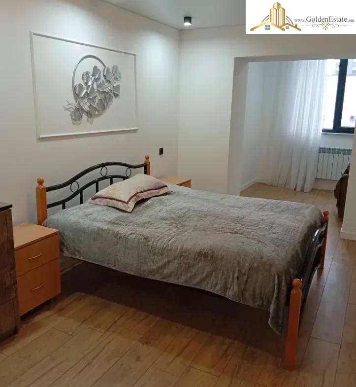 3 սենյականոց բնակարան Կոմիտասի պողոտայում Արաբկիրում, 77 քմ, նախավերջին հարկ, քարե շենք