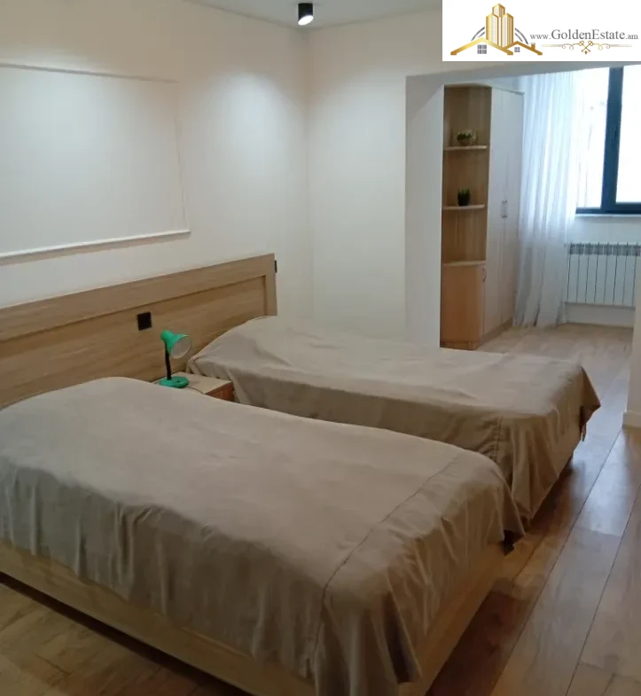 3 սենյականոց բնակարան Կոմիտասի պողոտայում Արաբկիրում, 77 քմ, նախավերջին հարկ, քարե շենք