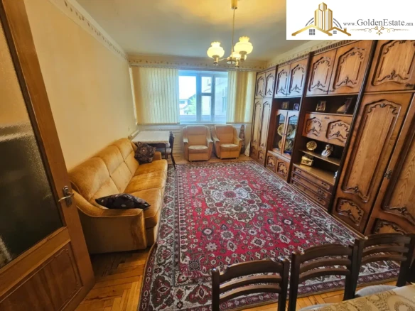 3 սենյականոց բնակարան Աբելյան փողոցում Աջափնյակում, 80 քմ, 3/9 հարկ