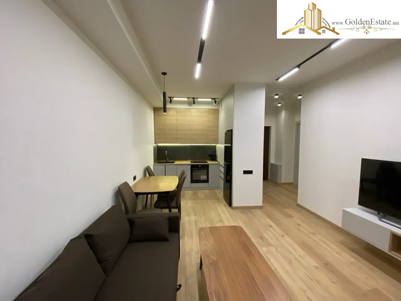2 սենյականոց բնակարան նորակառույց շենքում Արշակունյաց պողոտայում կենտրոնում, 52 քմ, 6/18 հարկ