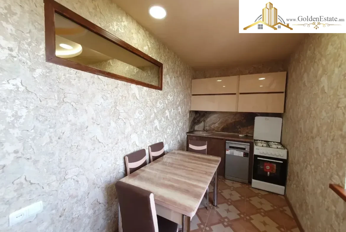 2 սենյականոց բնակարան Վրացական փողոցում Արաբկիրում, 50 քմ, 2/5 հարկ, քարե շենք