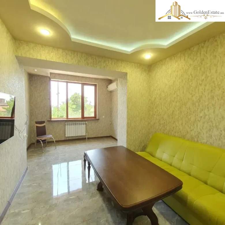 2 սենյականոց բնակարան Վրացական փողոցում Արաբկիրում, 50 քմ, 2/5 հարկ, քարե շենք