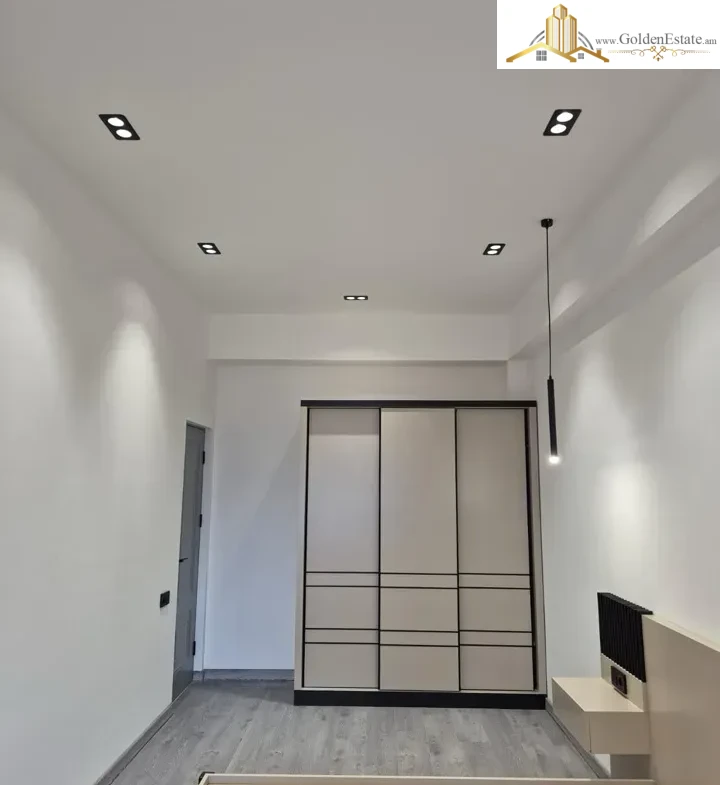 2 սենյականոց բնակարան նորակառույց շենքում Չարենցի փողոցում կենտրոնում, 62 քմ, 9/16 հարկ