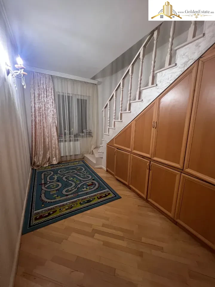 5 սենյականոց բնակարան նորակառույց շենքում, Улица Дро Քանաքեռ-Զեյթունում, 160 քմ, նախավերջին հարկ