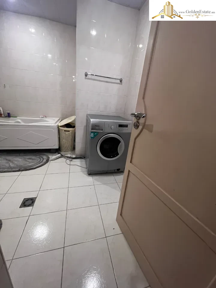 5 սենյականոց բնակարան նորակառույց շենքում, Улица Дро Քանաքեռ-Զեյթունում, 160 քմ, նախավերջին հարկ