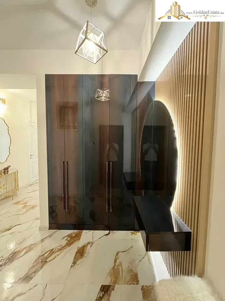 4 սենյականոց բնակարան նորակառույց շենքում Արղության փողոցում Արաբկիրում, 96 քմ, 12/14 հարկ