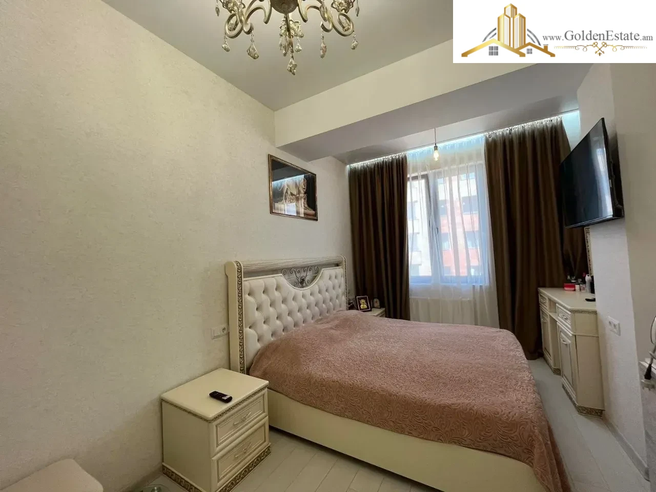 4 սենյականոց բնակարան նորակառույց շենքում Արղության փողոցում Արաբկիրում, 96 քմ, 12/14 հարկ